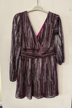 Lilly Pulitzer Riza Long Sleeved Romper Mulberry Gold Metallic Size Large EUC